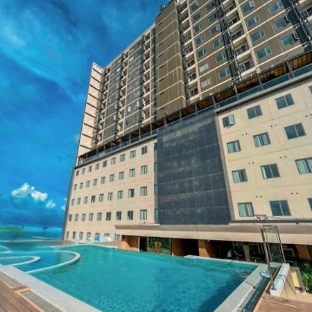 נגה Uma Hotel And Residences מראה חיצוני תמונה