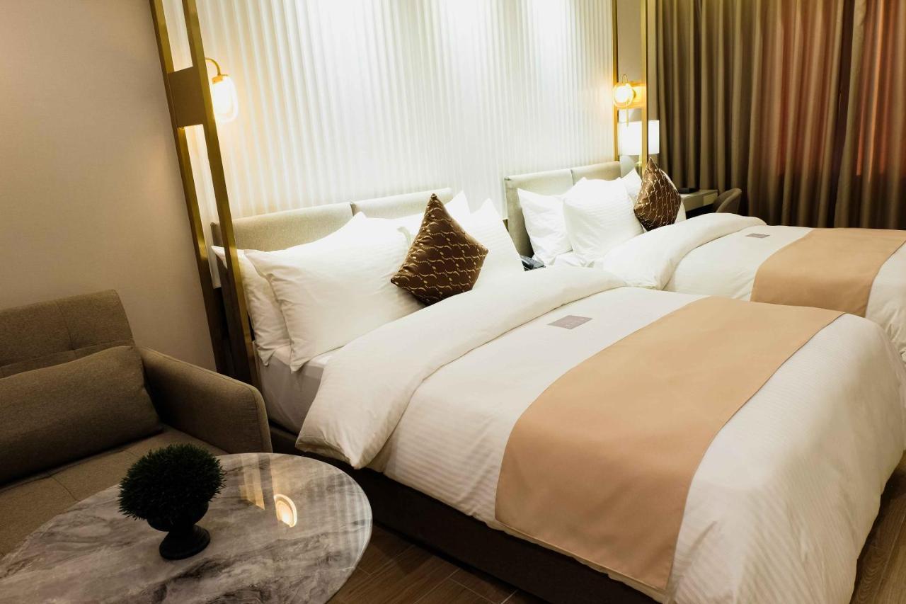 נגה Uma Hotel And Residences מראה חיצוני תמונה