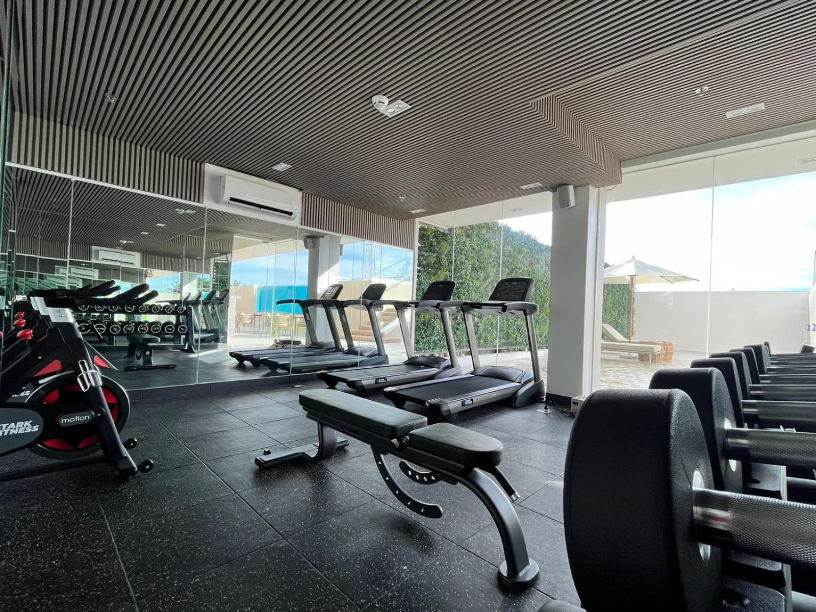 נגה Uma Hotel And Residences מראה חיצוני תמונה